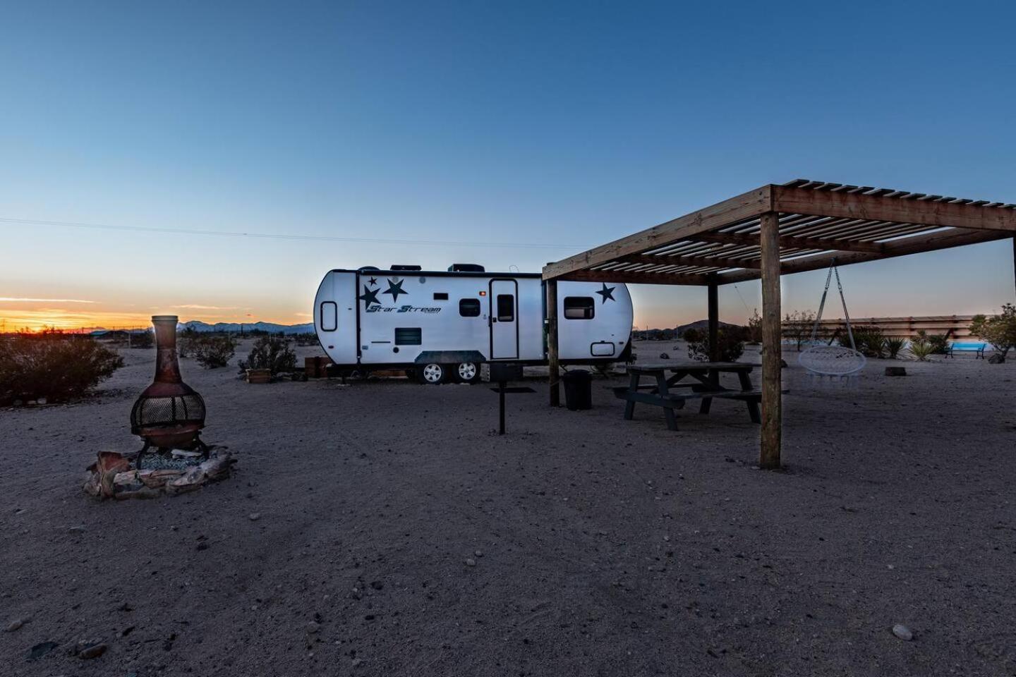 Jt Village Campground - Star Stream Joshua Tree Exteriér fotografie